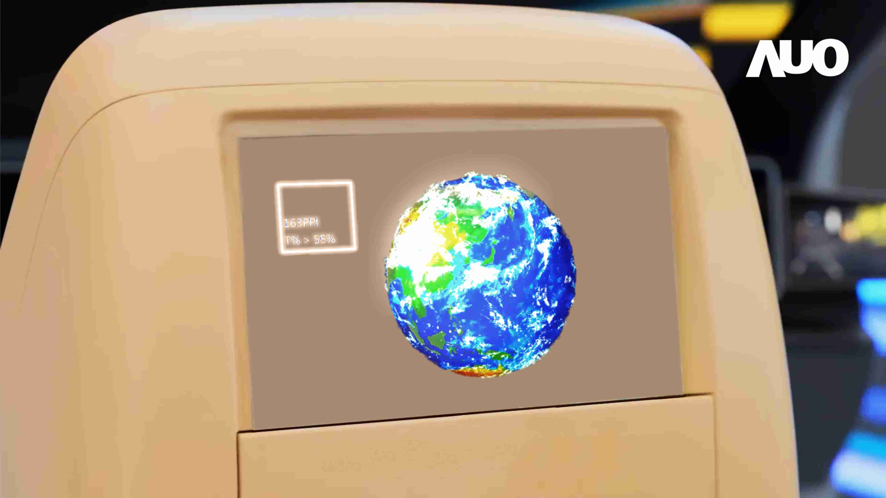 开云电子突破设计与制程挑战，，推出全球最高分辨率163ppi的13.5吋透明Micro LED面板，，，并积极布局智能车市场，，，，以期拓展透明显示应用的可能性